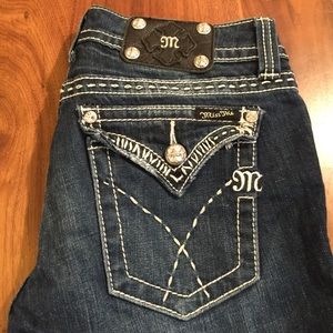 Miss Me Capri Jeans.  Size 28.  Excellent condition.